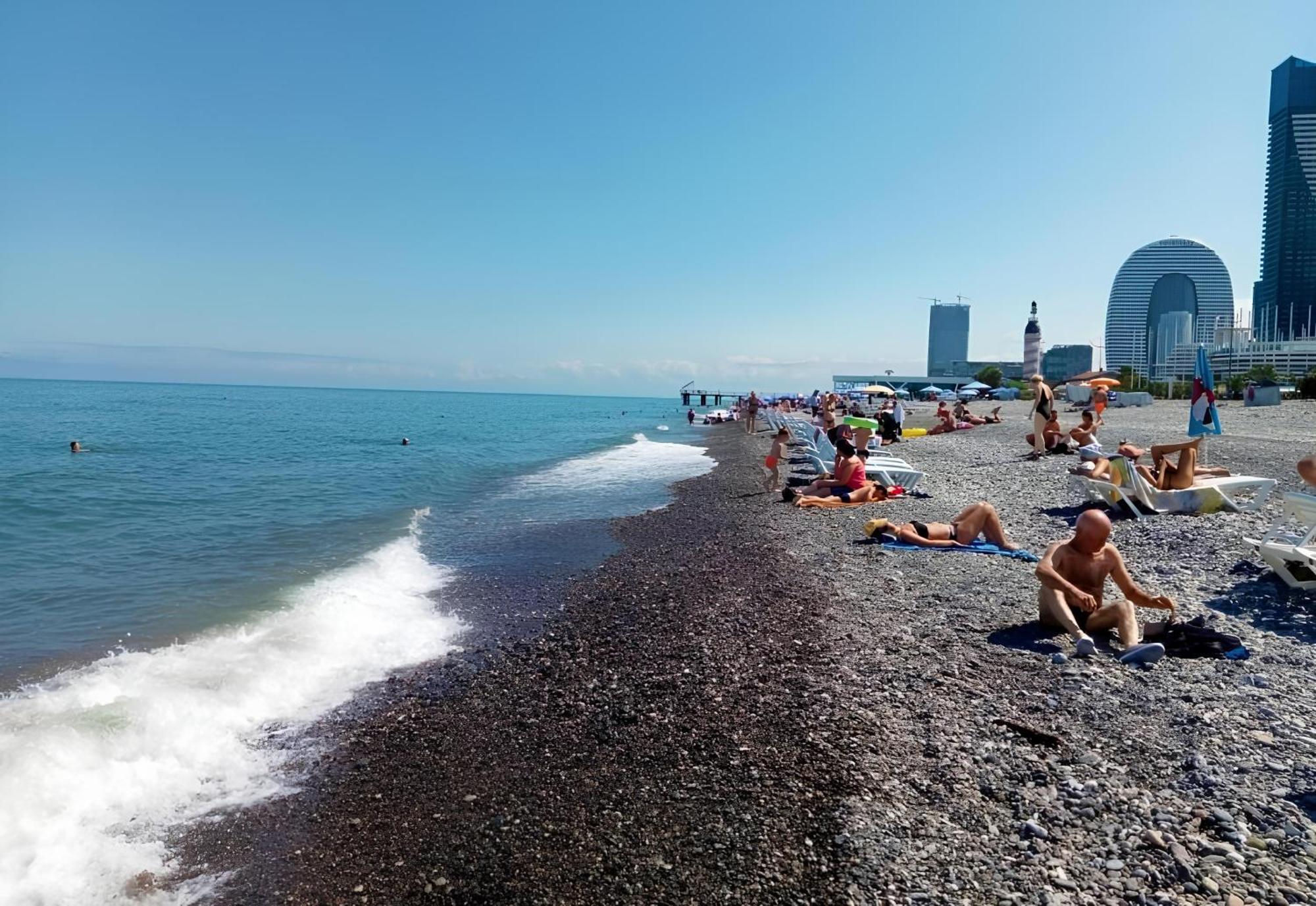 דירות באטומי Orbi City Black Sea View מראה חיצוני תמונה